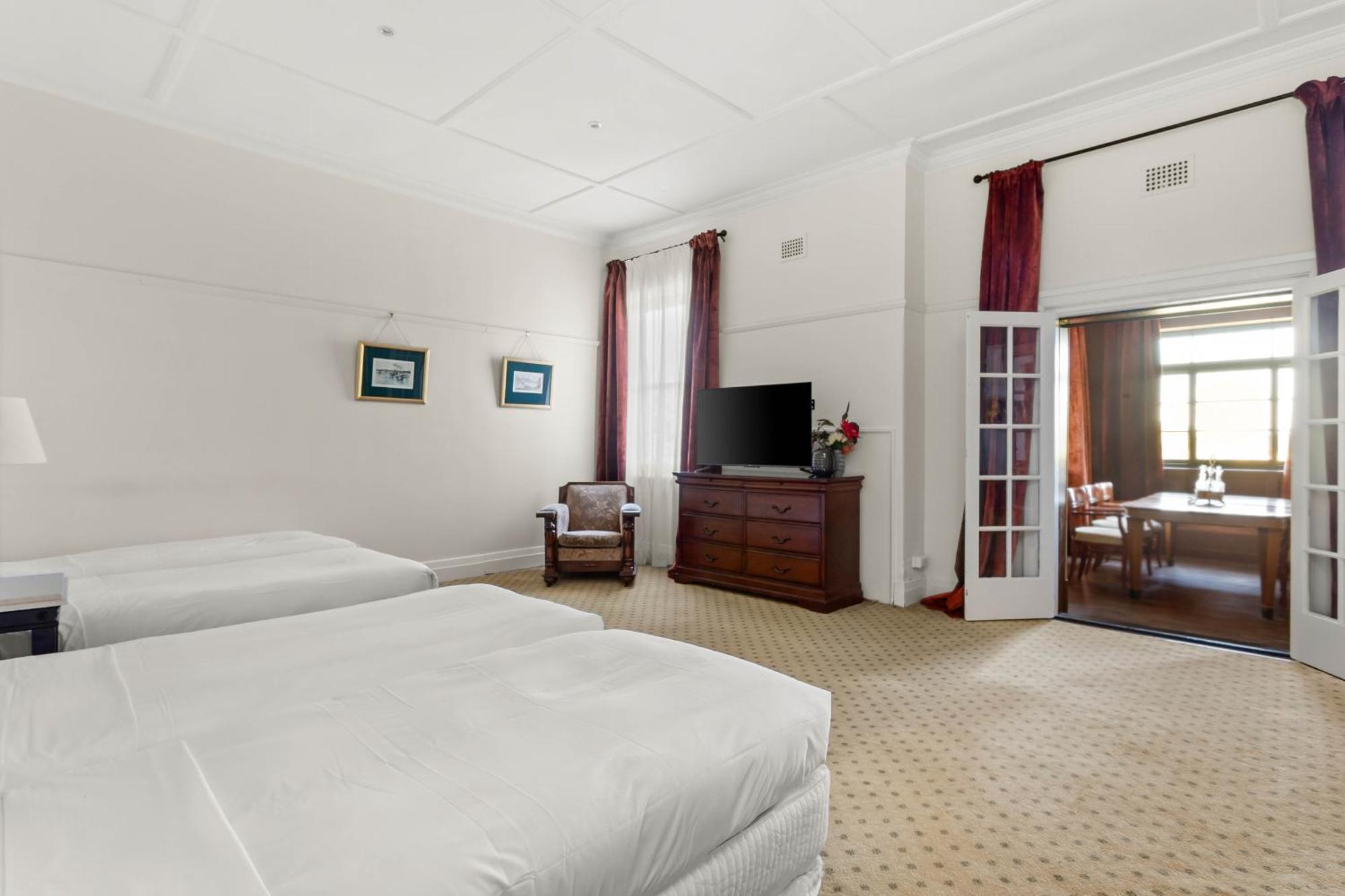 The Robertson Hotel 외부 사진