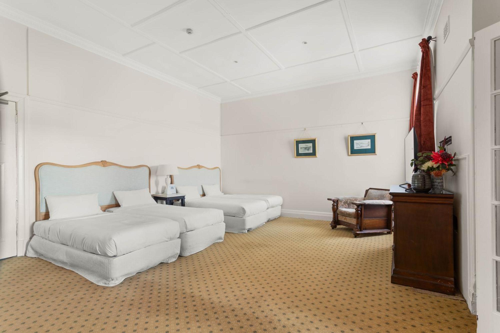 The Robertson Hotel 외부 사진