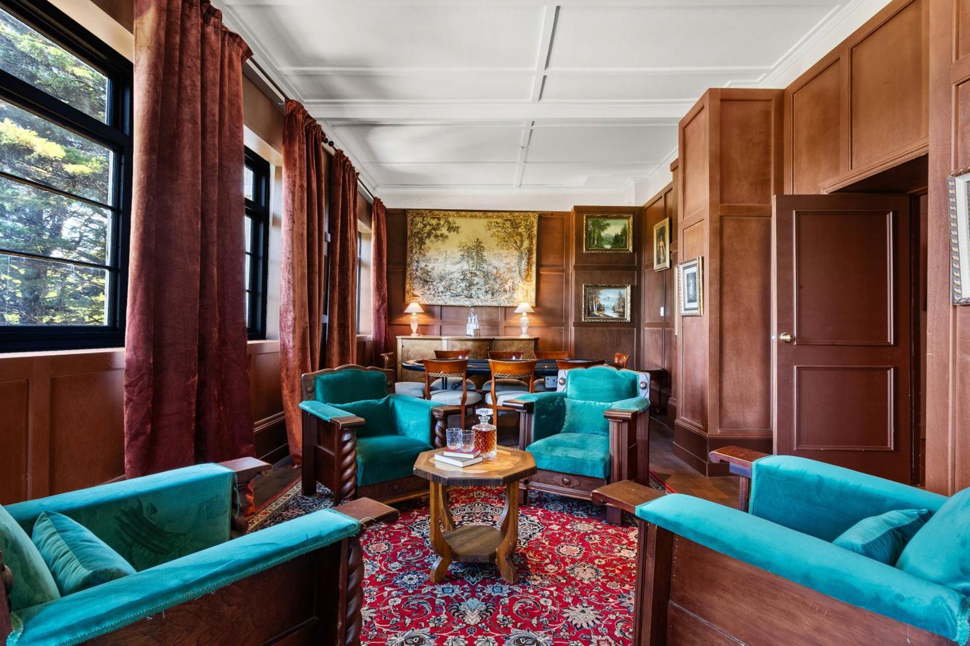 The Robertson Hotel 외부 사진