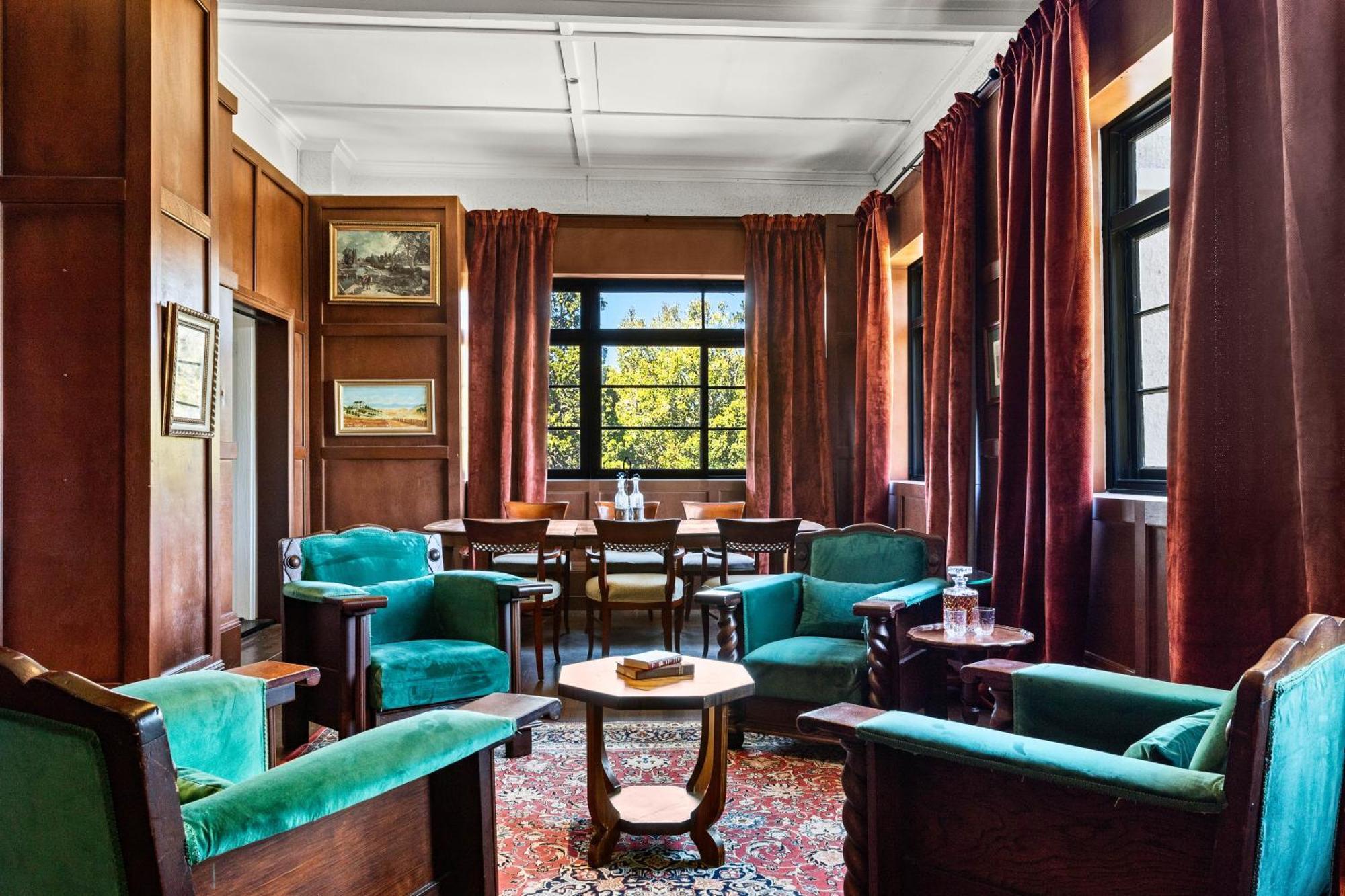 The Robertson Hotel 외부 사진