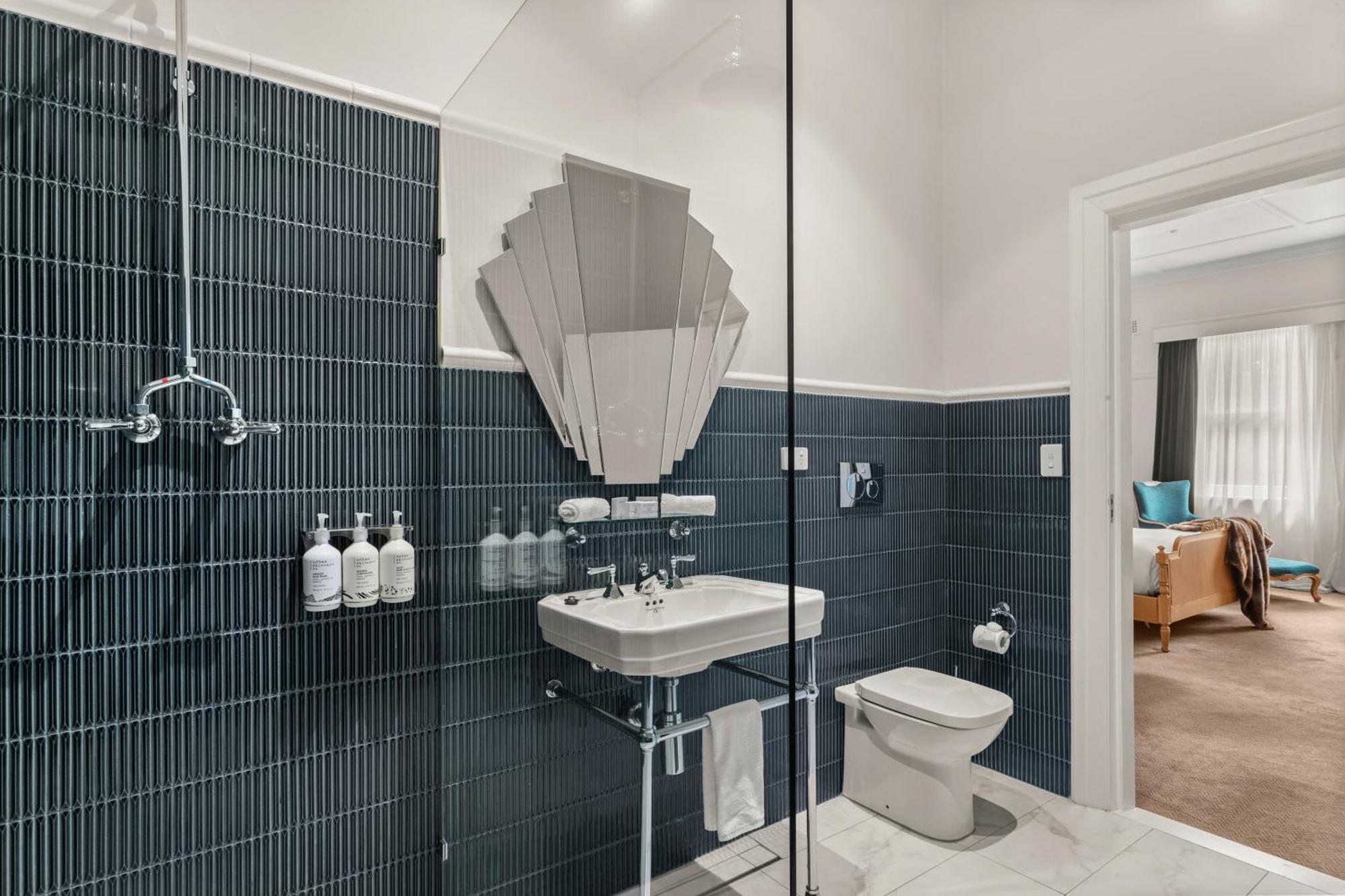 The Robertson Hotel 외부 사진