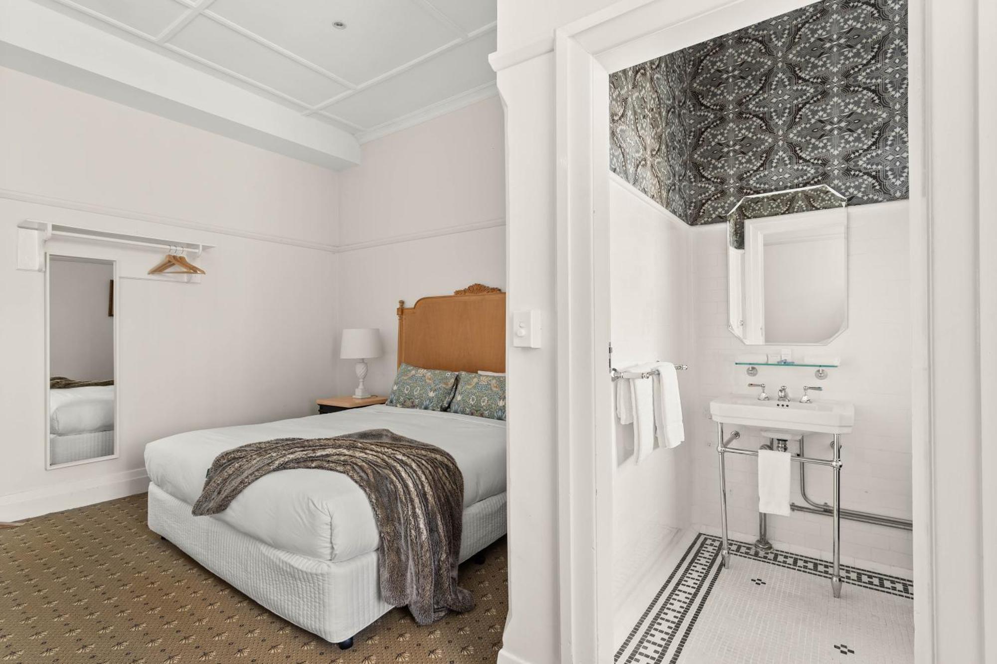 The Robertson Hotel 외부 사진