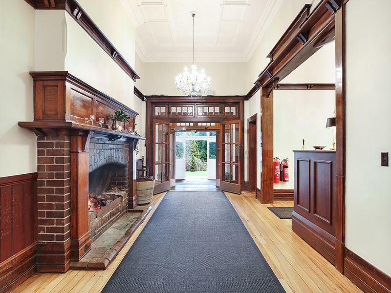 The Robertson Hotel 외부 사진